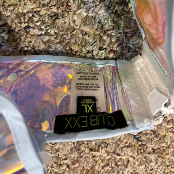 Club EXX crop top - Picture 3 of 3